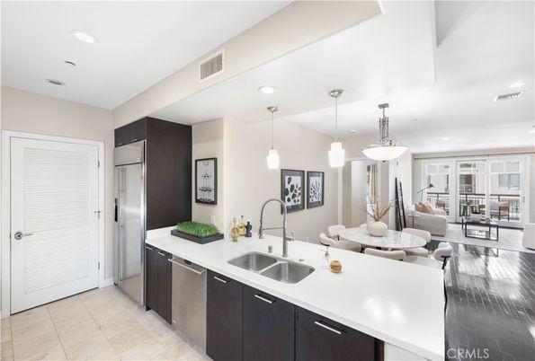 Dining room, Interior, Kitchen, Living room, Pendant Lights, Recessed Lighting, Stainless Steel Appliances