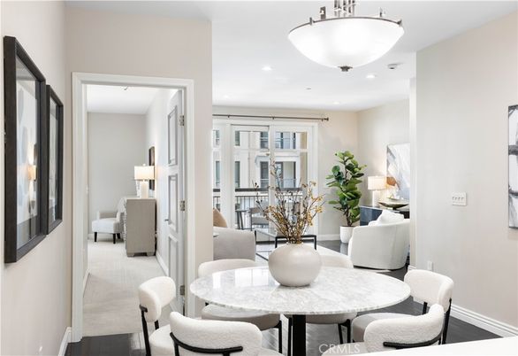 Dining room, Interior, Recessed Lighting