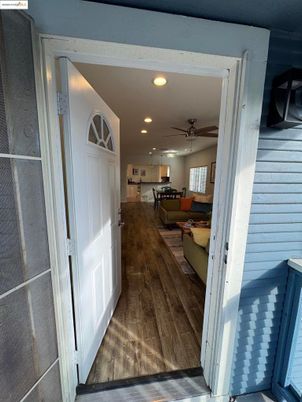 Interior, Kitchen, Living room, Recessed Lighting, Wood Texture Flooring