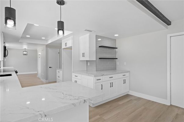 Interior, Kitchen, Pendant Lights, Recessed Lighting, Wood Texture Flooring