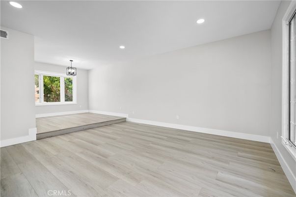 Empty room, Interior, Recessed Lighting, Wood Texture Flooring