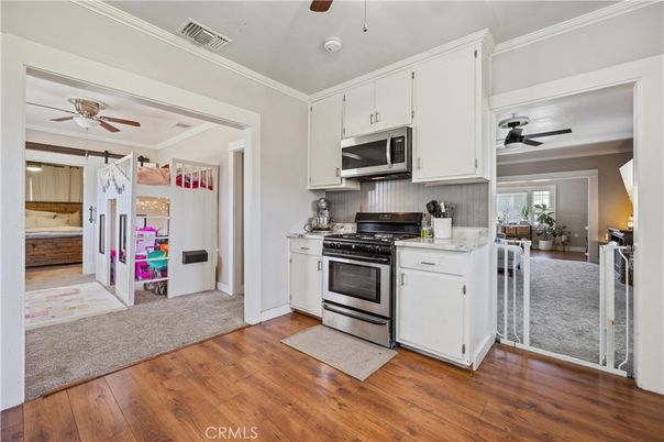 Interior, Kitchen, Stainless Steel Appliances, Wood Texture Flooring