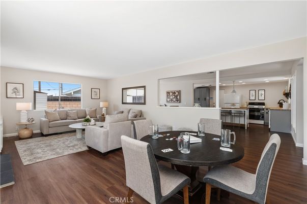 Dining room, Interior, Kitchen, Living room, Pendant Lights, Recessed Lighting, Stainless Steel Appliances, Wood Texture Flooring