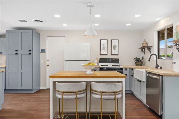 Interior, Kitchen, Pendant Lights, Recessed Lighting, Stainless Steel Appliances, Wood Texture Flooring