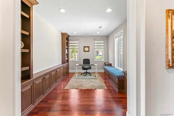 Home Office, Interior, Recessed Lighting, Wood Texture Flooring