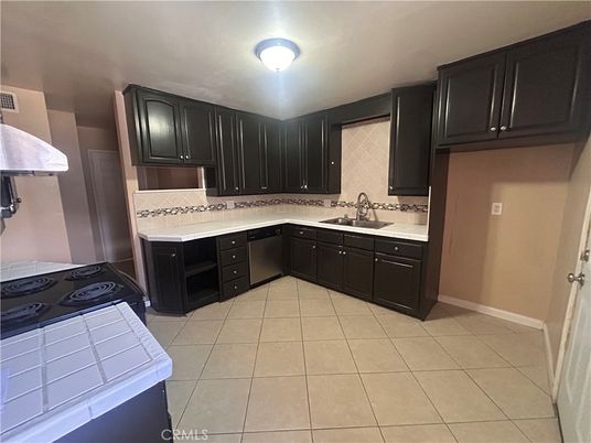 Interior, Kitchen, Tile Countertops