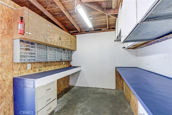 Interior, Washer, Wooden Beams, Wooden Ceilings