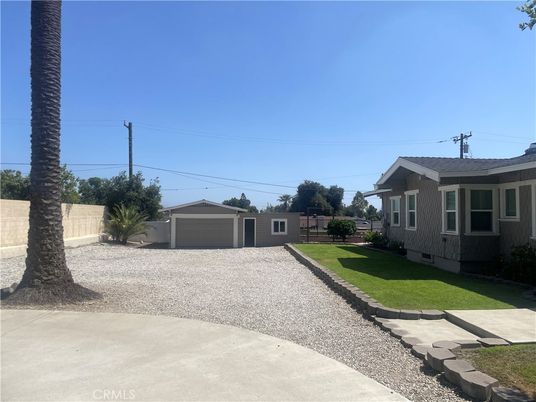 Backyard, Detached Garage, Exterior