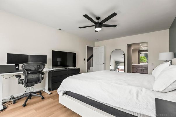 Bedroom, Home Office, Interior, Wood Texture Flooring