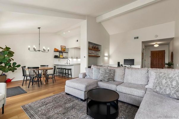 Chandelier, Dining room, Interior, Living room, Recessed Lighting, Wood Texture Flooring