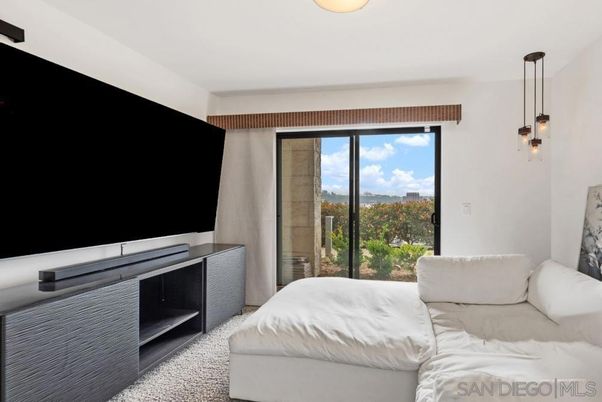 Bedroom, Interior, Pendant Lights
