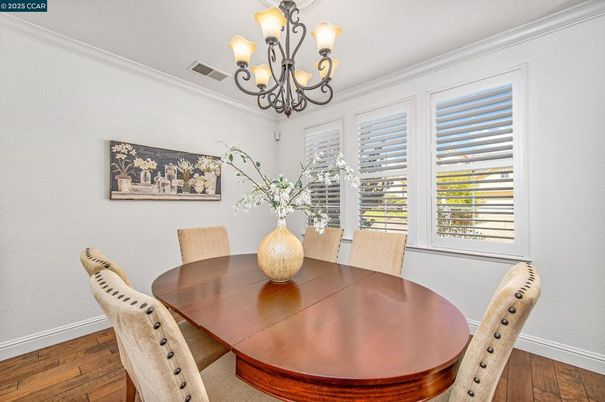 Interior, Kitchen, Living room, Pendant Lights, Recessed Lighting, Wood Texture Flooring