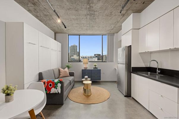Interior, Kitchen, Living room, Stainless Steel Appliances
