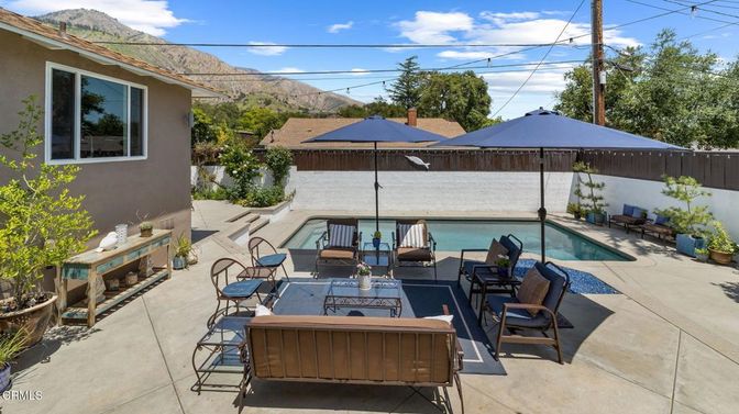 Exterior, Hot Tub, Pool