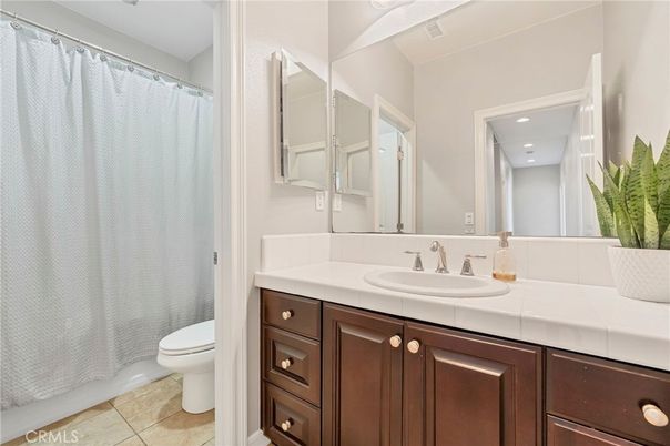 Bathroom, Interior, Recessed Lighting, Tile Countertops