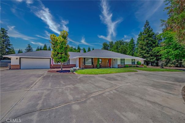 Attached, Backyard, Exterior, Facade, Ranch