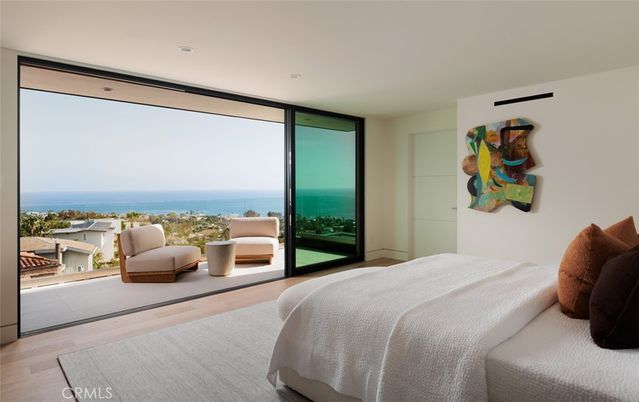 Bedroom, Interior, Recessed Lighting, Water, Wood Texture Flooring
