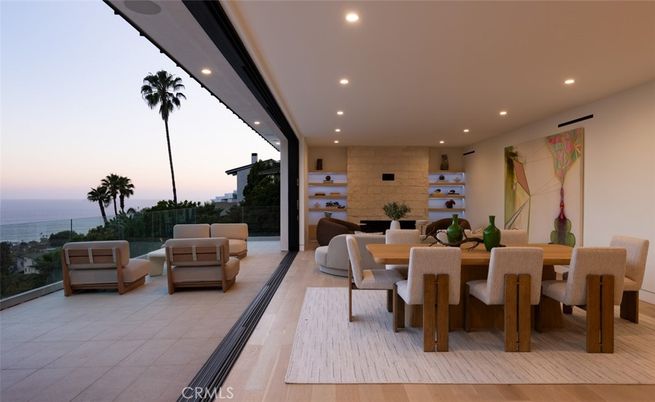 Dining room, Interior, Recessed Lighting, Water