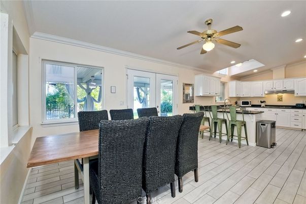 Dining room, Interior, Kitchen, Recessed Lighting