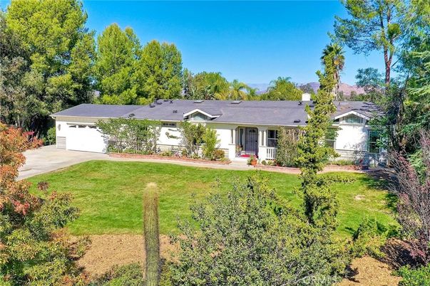 Attached, Backyard, Exterior, Facade, Ranch