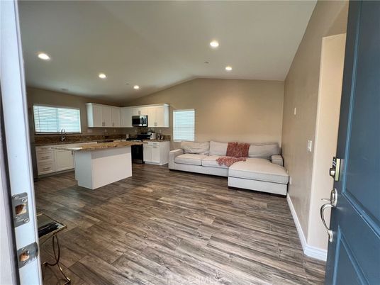 Interior, Kitchen, Living room, Recessed Lighting, Wood Texture Flooring