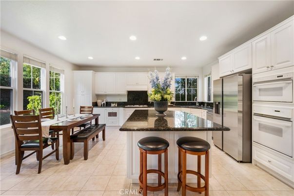 Dining room, Interior, Kitchen, Recessed Lighting, Stainless Steel Appliances