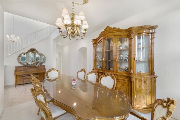 Chandelier, Dining room, Interior