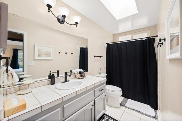Bathroom, Interior, Tile Countertops