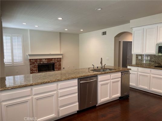 Fireplace, Interior, Kitchen, Recessed Lighting, Wood Texture Flooring