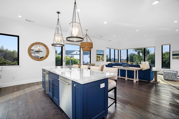 Dining room, Interior, Kitchen, Pendant Lights, Recessed Lighting, Wood Texture Flooring