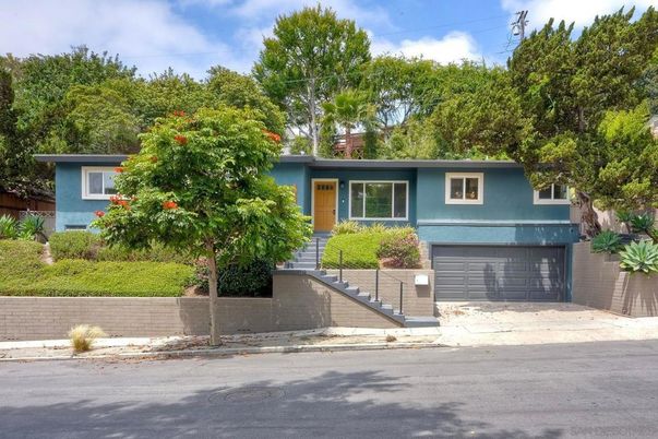 Attached, Exterior, Facade, Raised Ranch