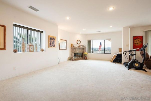 Fireplace, Fitness Equipment, Interior, Recessed Lighting