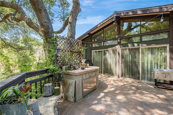 Exterior, Hot Tub