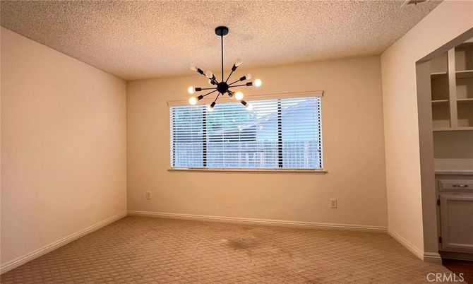Empty room, Interior, Pendant Lights