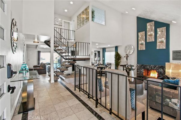 Fireplace, Interior, Recessed Lighting
