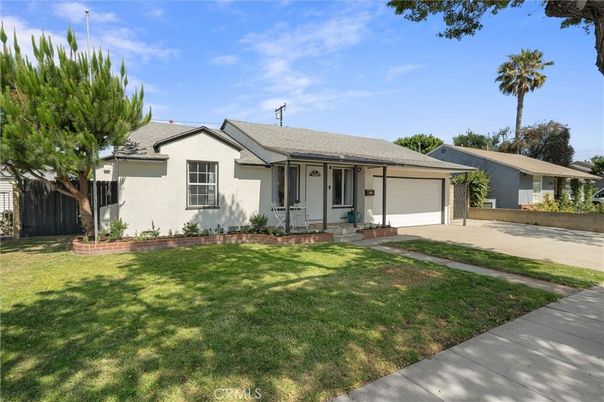 Attached, Backyard, Exterior, Facade, Ranch