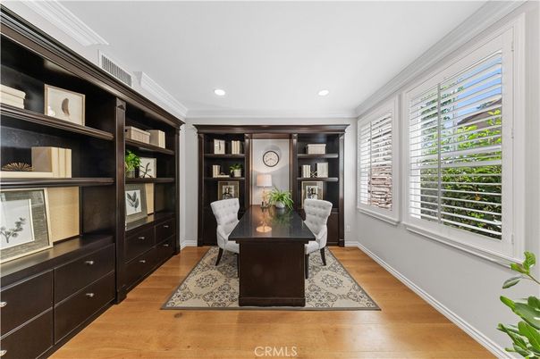 Home Office, Interior, Recessed Lighting, Wood Texture Flooring