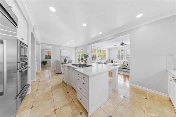 Dining room, Interior, Kitchen, Recessed Lighting, Stainless Steel Appliances