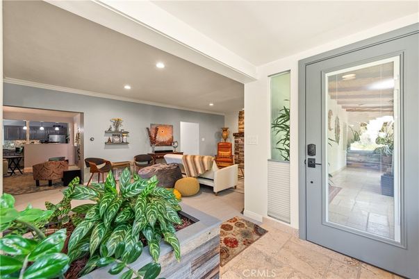 Dining room, Interior, Kitchen, Living room, Recessed Lighting