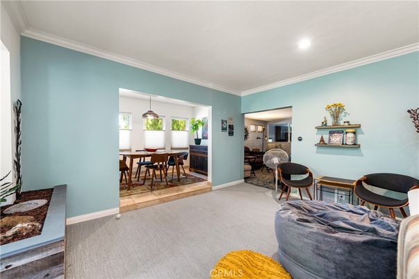 Dining room, Interior, Pendant Lights, Recessed Lighting
