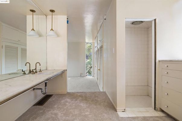 Bathroom, Interior, Pendant Lights