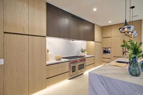 Interior, Kitchen, Pendant Lights, Recessed Lighting, Stainless Steel Appliances