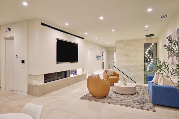 Fireplace, Interior, Living room, Pendant Lights, Recessed Lighting