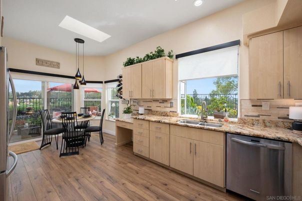 Dining room, Interior, Kitchen, Pendant Lights, Recessed Lighting, Wood Texture Flooring