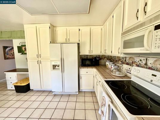 Interior, Kitchen, Tile Countertops