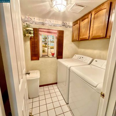 Interior, Washer