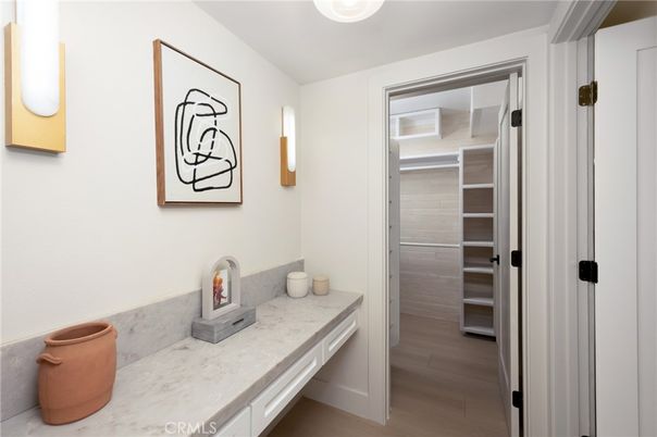 Interior, Walk-in Closets, Wood Texture Flooring