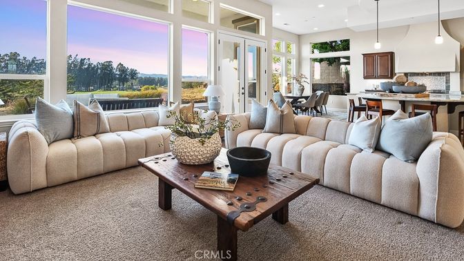 Dining room, Interior, Living room, Pendant Lights, Recessed Lighting