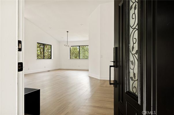 Empty room, Interior, Pendant Lights, Wood Texture Flooring