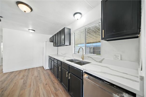 Interior, Kitchen, Stainless Steel Appliances, Wood Texture Flooring